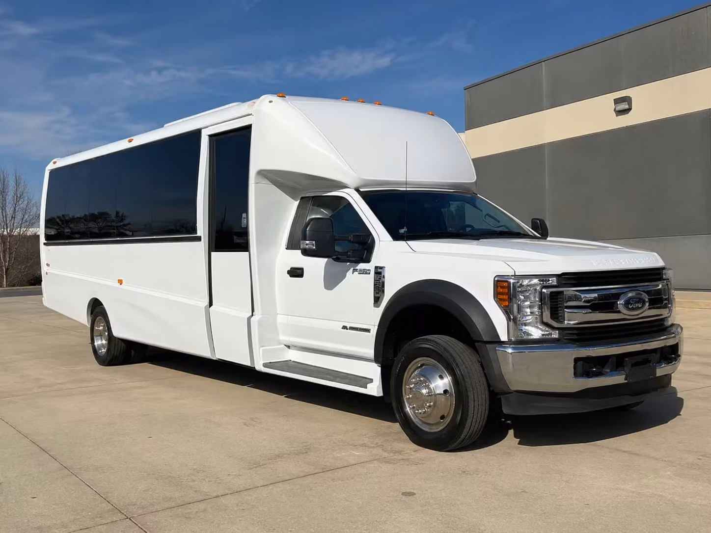 18 passenger minibus