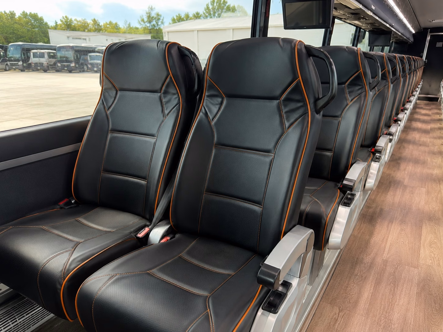 charter bus rentals for large okc prom groups traveling together