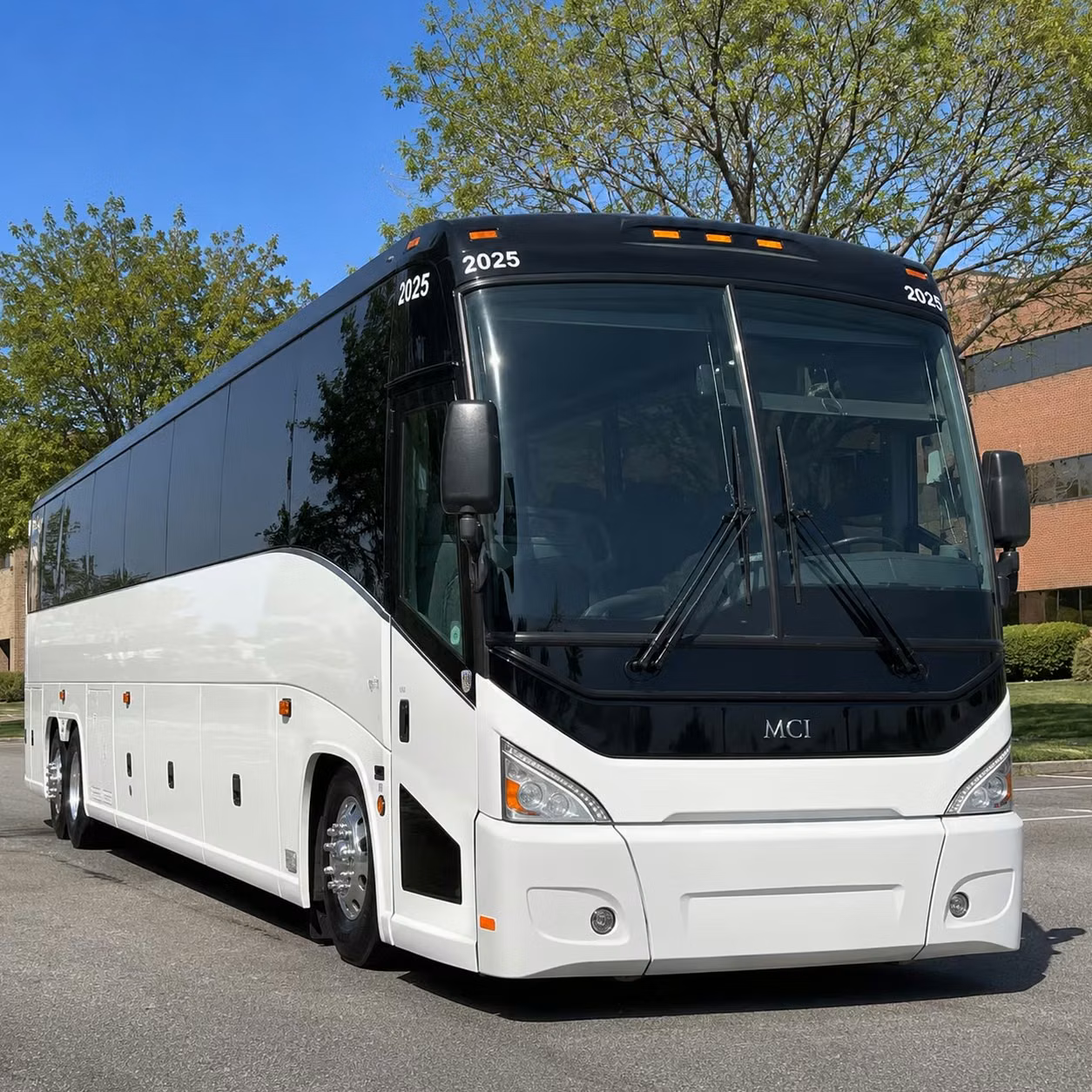 paycom center concert bus rentals in oklahoma city
